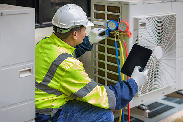 Professional Hvac technician working in Westerville, OH